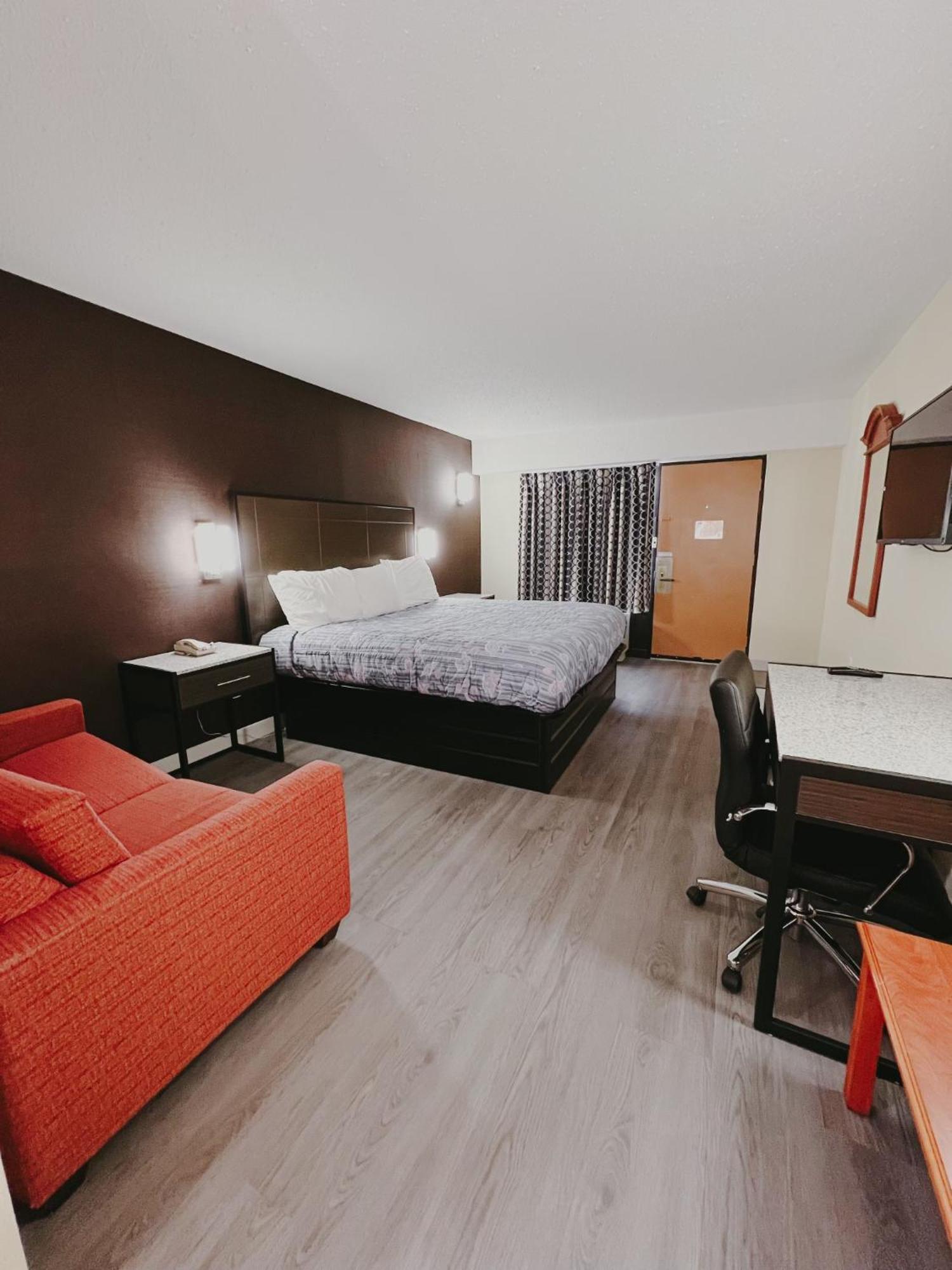 Travel Airport Hotel 3*