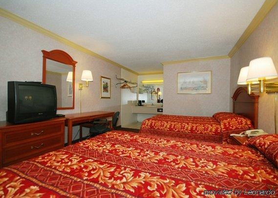 Hotel Travel Airport 3*