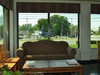 Hotel Travel Airport New Castle