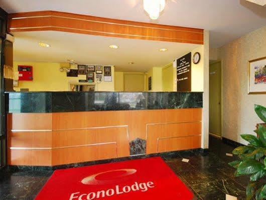 Hotel Travel Airport New Castle